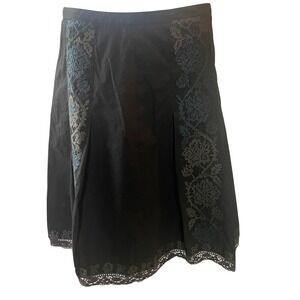 Women Classic Preppy Embroidered Midi‎ Skirt Crochet Hem Size 10 Capsule Office